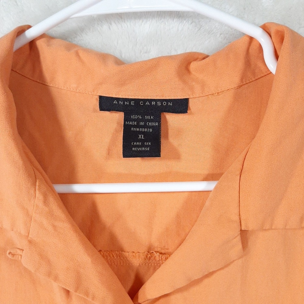 Anne Carson Womens XL Orange 100% Silk Sleeveless Button Down Shirt Pocket Top - Picture 2 of 6